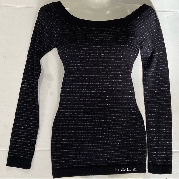 Bebe women black and silver stripes long sleeves fitted top. Size M/L. Used - Picture 8 of 9
